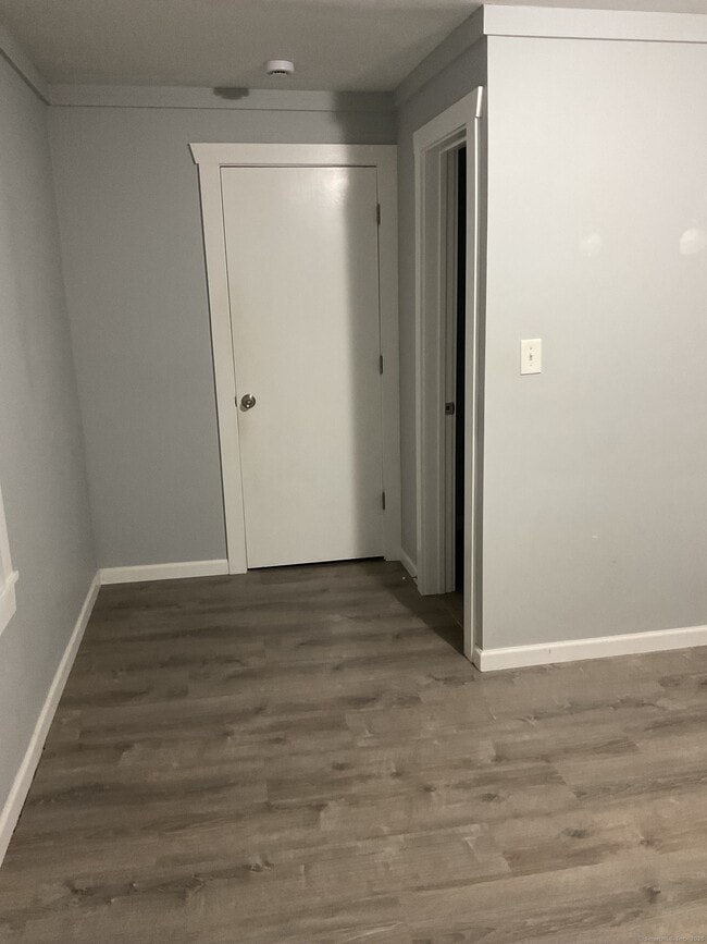 41 Pleasant St in Bristol, CT - Building Photo - Building Photo