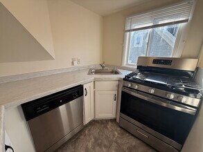 315 N Blair St, Unit #3 in Madison, WI - Foto de edificio - Building Photo