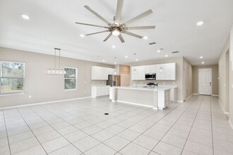 25449 Pine Valley Dr in Mount Plymouth, FL - Building Photo - Building Photo