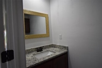 2601 Valleyridge in Sherman, TX - Building Photo - Building Photo