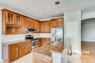 10239 Newminster Loop in Ruskin, FL - Building Photo - Building Photo