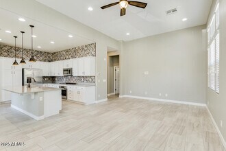 3810 East Stiles Lane in Gilbert, AZ - Building Photo - Building Photo