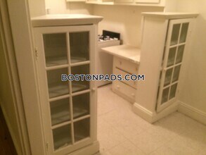 231-235 Park Dr in Boston, MA - Building Photo - Building Photo
