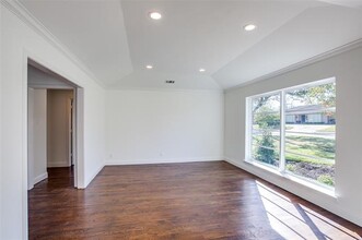 7035 Orchid Ln in Dallas, TX - Building Photo - Building Photo