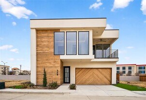 328 Lavender Ln in Richardson, TX - Building Photo