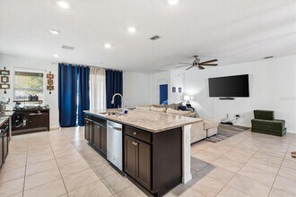 5470 Sunshine Dr in Wildwood, FL - Building Photo - Building Photo