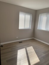 24 N Main St in Glen Ellyn, IL - Building Photo - Building Photo
