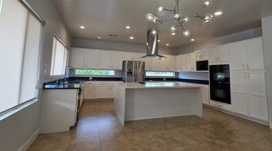 8231 W Electra Ln in Peoria, AZ - Building Photo - Building Photo