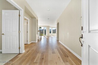 506 Ravensbury St in Lake Sherwood, CA - Building Photo - Building Photo