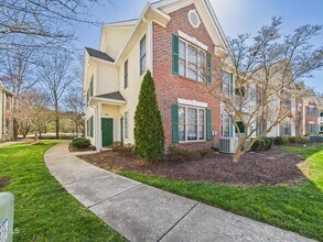 2111 Kudrow Ln, Unit 2111 in Morrisville, NC - Foto de edificio - Building Photo