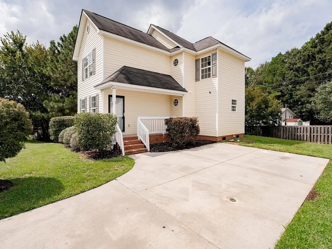 property at 120 Owl Trace Ln