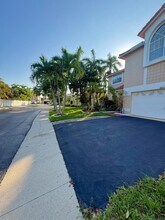 1450 NW 129th Ave in Miami, FL - Building Photo - Building Photo