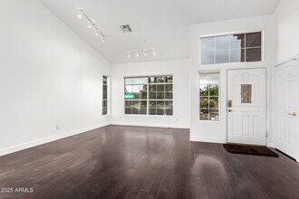 11065 E White Feather Ln in Scottsdale, AZ - Building Photo - Building Photo