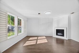 1757 E Flora St in Ontario, CA - Foto de edificio - Building Photo