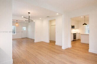 640 NE 71st St in Miami, FL - Building Photo - Building Photo