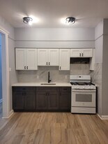 163 Claremont Ave, Unit Apt 1 in Jersey City, NJ - Building Photo