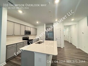 310 Thompson Overlook Wy in Smithfield, NC - Building Photo - Building Photo