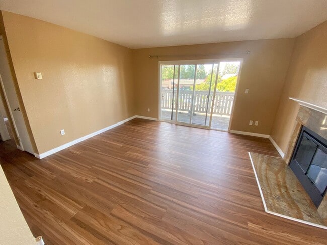 26815 Hayward Blvd in Hayward, CA - Building Photo - Building Photo