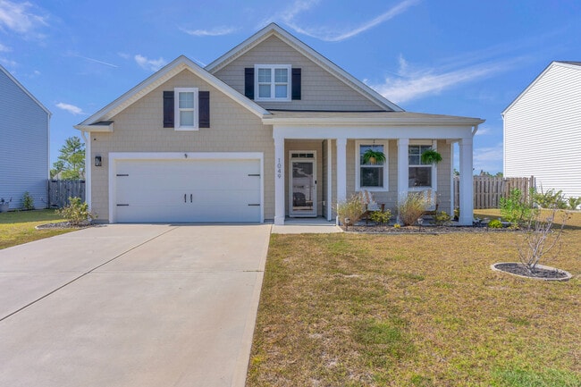 property at 1049 Burled Oak Rdg Lp SE