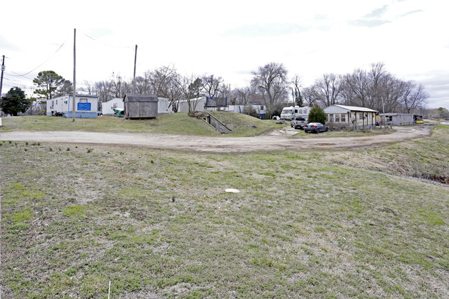 508 Dixieland Rd in Rogers, AR - Foto de edificio - Other