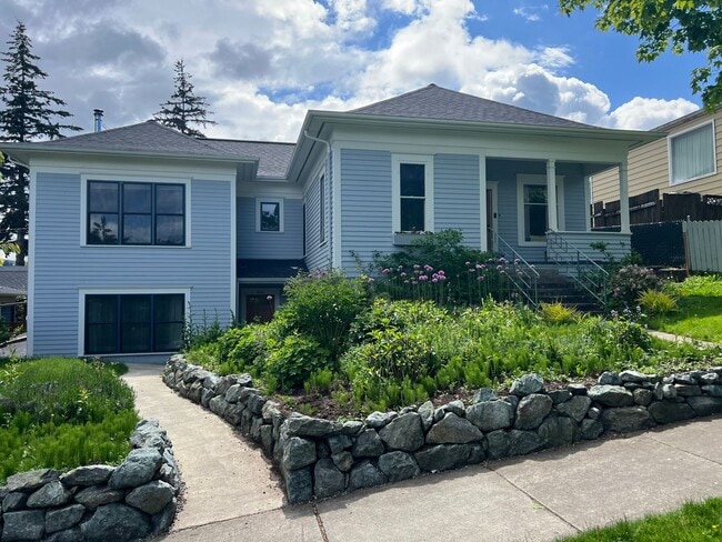 property at 1012 Key St