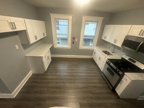 332 Hamilton Ave in Paterson, NJ - Building Photo - Building Photo