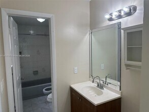 6991 NW 169th Terrace in Hialeah, FL - Building Photo - Building Photo