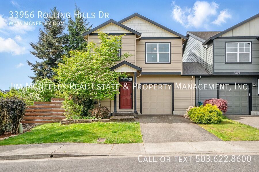 33956 Rolling Hills Dr in Scappoose, OR - Building Photo