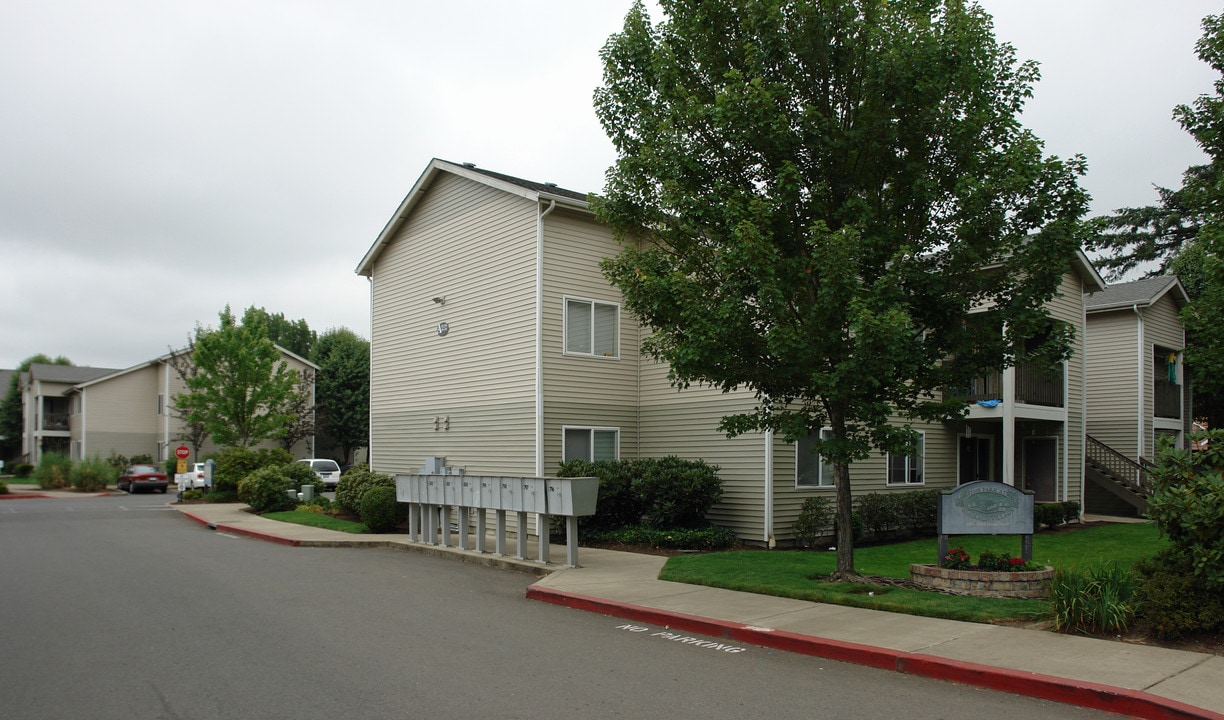 The Park at Emerald Village in Springfield, OR - Building Photo