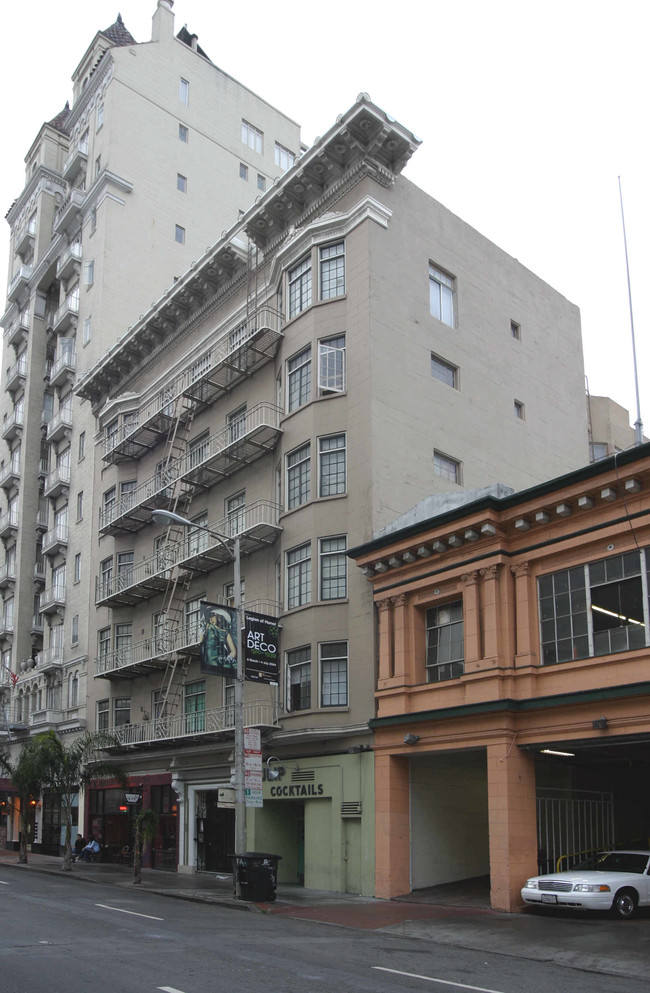 Francesca Apartments in San Francisco, CA - Foto de edificio - Building Photo