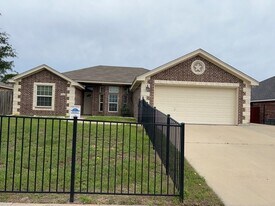 9911 Diana Dr in Killeen, TX - Building Photo