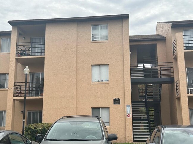 property at 5225 Via Hacienda Cir