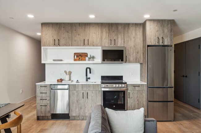 The Frankford Grand in Philadelphia, PA - Building Photo - Building Photo