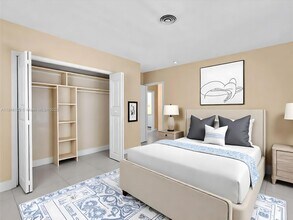 3917 E Lake Pl in Miramar, FL - Building Photo - Building Photo