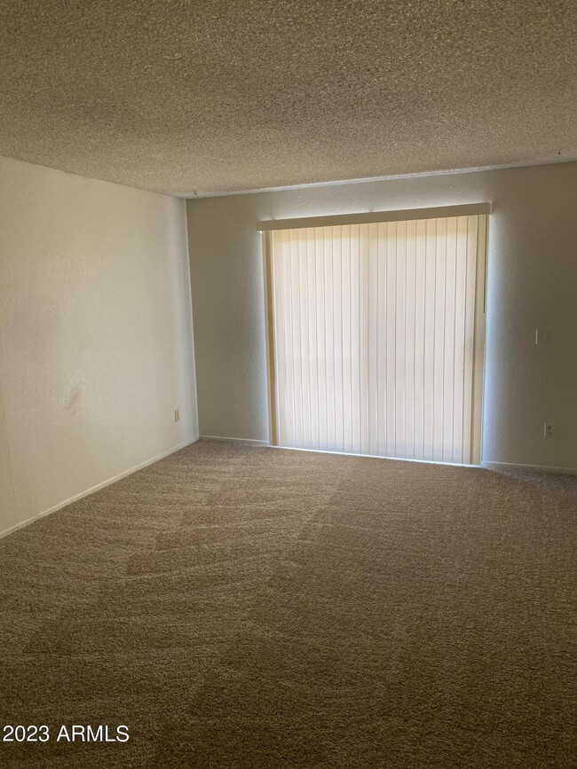2843 E Marconi Ave-Unit -201 in Phoenix, AZ - Building Photo - Building Photo