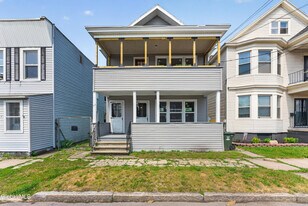 99 James St in Green Island, NY - Building Photo