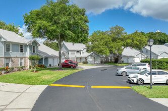 Coach Homes At Dover Village in Orlando, FL - Building Photo - Building Photo