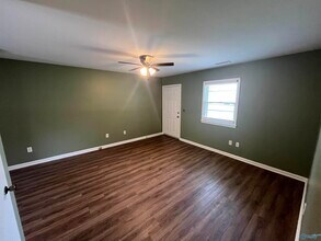 3310 Drake Ave SW in Huntsville, AL - Building Photo - Building Photo