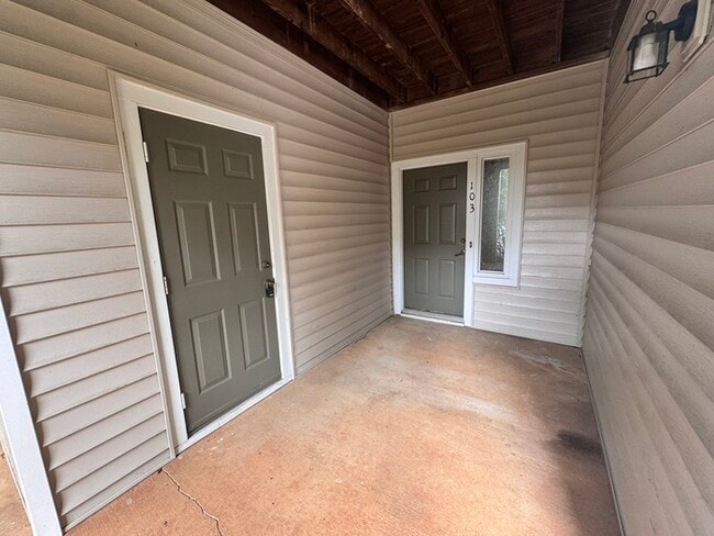 6020 Winterpointe Ln in Raleigh, NC - Building Photo - Building Photo