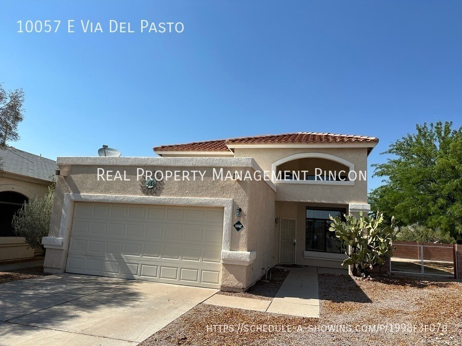 10057 E Vía Del Pasto in Tucson, AZ - Building Photo