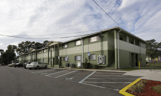 Riviera North Apartments in Jacksonville, FL - Foto de edificio - Building Photo