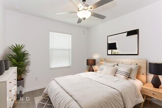 2732 Ctr Crk Ln in Fort Worth, TX - Building Photo - Building Photo