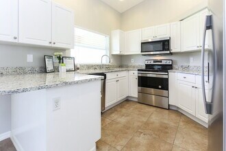 1718 SW 12th Terrace in Cape Coral, FL - Building Photo - Building Photo