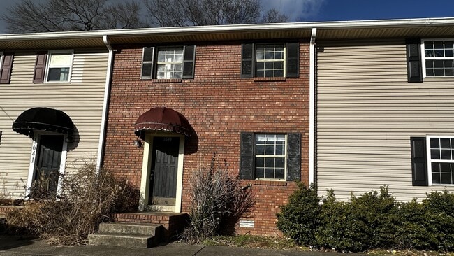1643 Baltimore Dr in Clarksville, TN - Building Photo - Building Photo