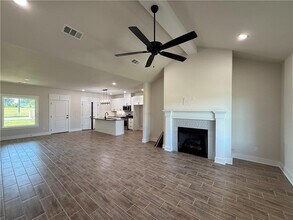 40 W Gilpin St in Farmington, AR - Building Photo - Building Photo