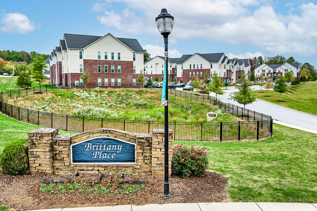 Brittany Place Apartment Homes in Hendersonville, NC - Building Photo