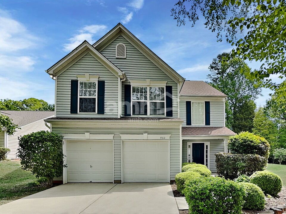 9512 Chastain Walk Dr in Charlotte, NC - Building Photo