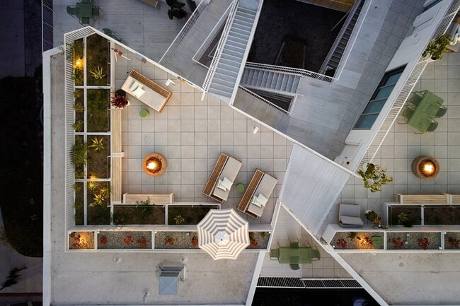 Comma Barrington Co-Living