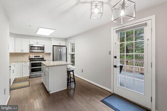 2423 Bolton Ln in Crofton, MD - Building Photo - Building Photo