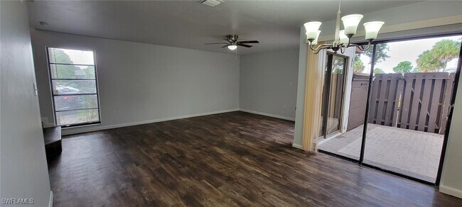 4211 22nd Ave SW in Naples, FL - Building Photo - Building Photo